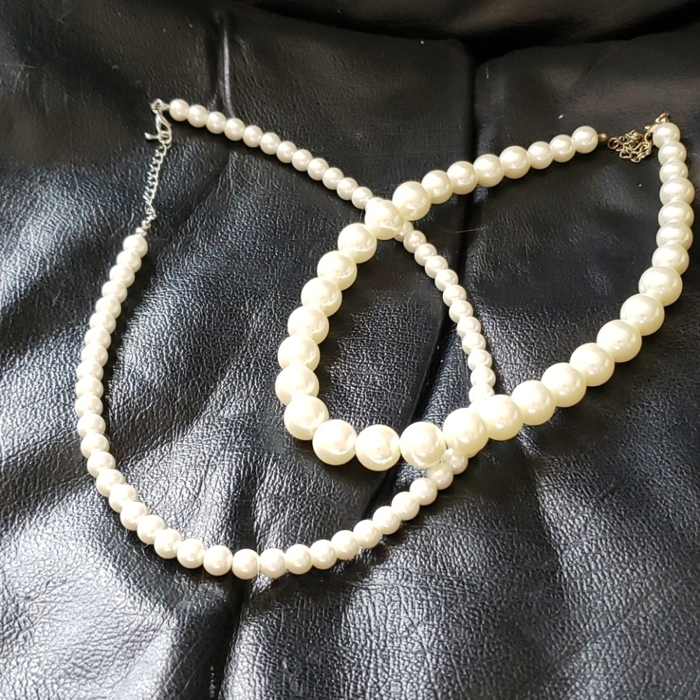 Faux Pearl Necklace Set of 2